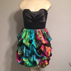 Strapless formal party dress NWT!